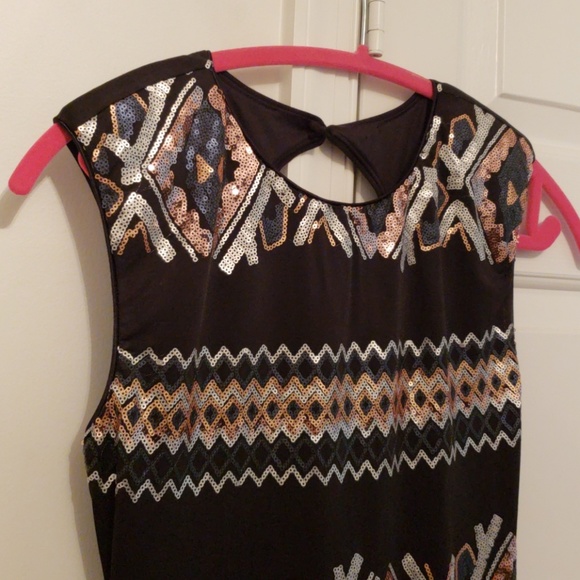 Mini dress - Picture 2 of 5